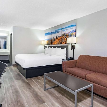 Days Inn By Wyndham Hamilton Eksteriør billede