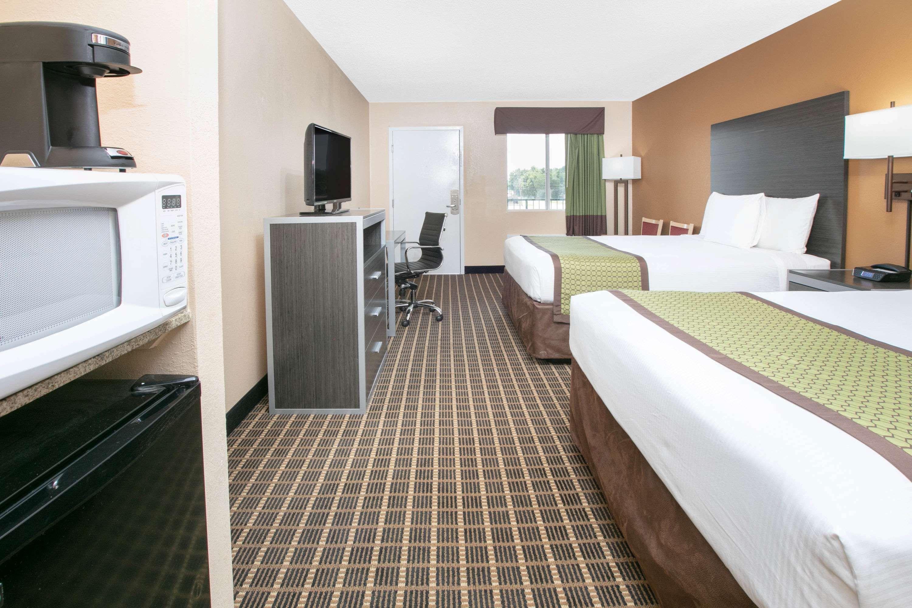 Days Inn By Wyndham Hamilton Eksteriør billede